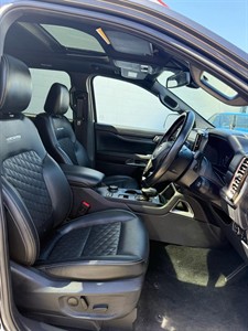 2023 Ford Everest - Thumbnail