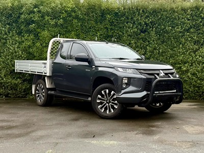 2023 Mitsubishi Triton - Thumbnail