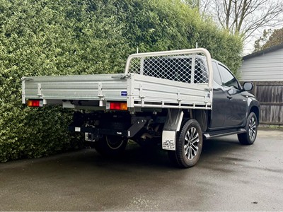 2023 Mitsubishi Triton - Thumbnail