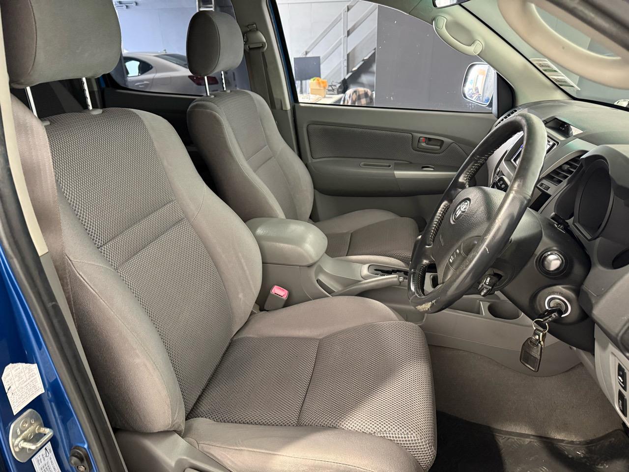2010 Toyota HILUX