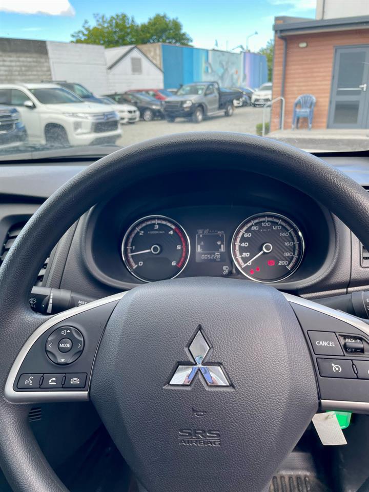 2024 Mitsubishi Triton