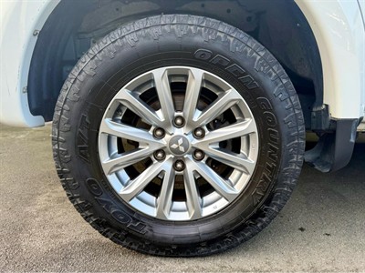 2016 Mitsubishi Triton - Thumbnail