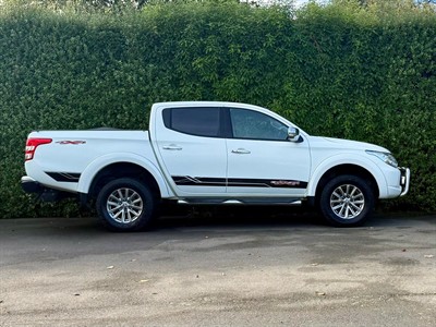 2016 Mitsubishi Triton - Thumbnail