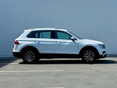 2020 Volkswagen Tiguan - Thumbnail