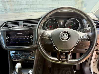 2020 Volkswagen Tiguan - Thumbnail