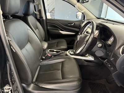 2020 Nissan Navara - Thumbnail