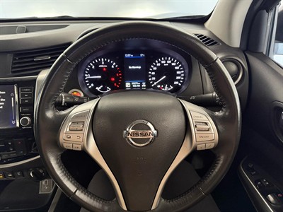 2020 Nissan Navara - Thumbnail