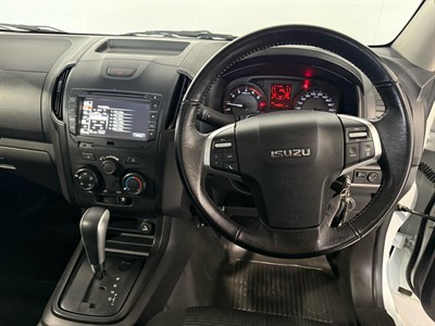 2017 Isuzu D-Max - Thumbnail