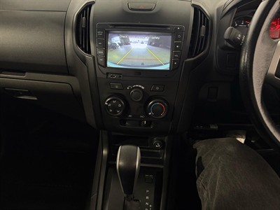 2017 Isuzu D-Max - Thumbnail