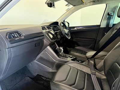 2023 Volkswagen Tiguan - Thumbnail