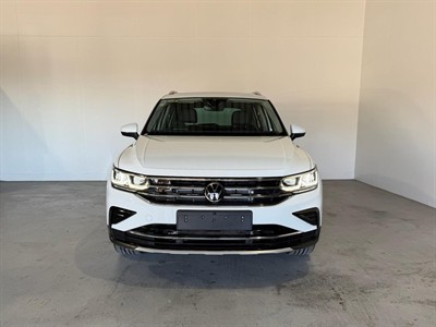 2023 Volkswagen Tiguan - Thumbnail