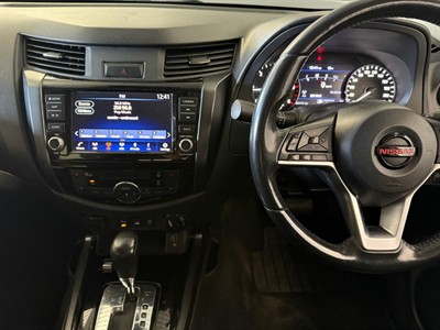 2022 Nissan Navara - Thumbnail